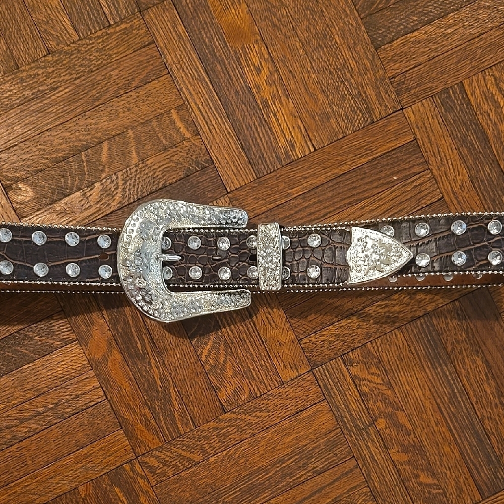 Western Rhinestone & Leather Belt - Picture 9 of 16
